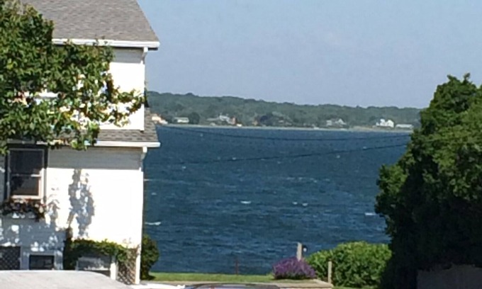 Montauk Cottage | Cottage On Lake Montauk