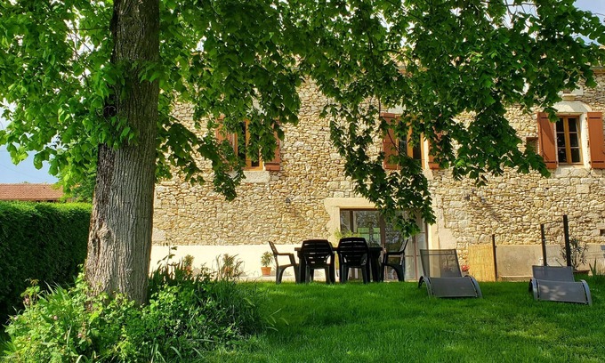 Tournon-d'Agenais Cottage | Cottage on the farm under the lime trees