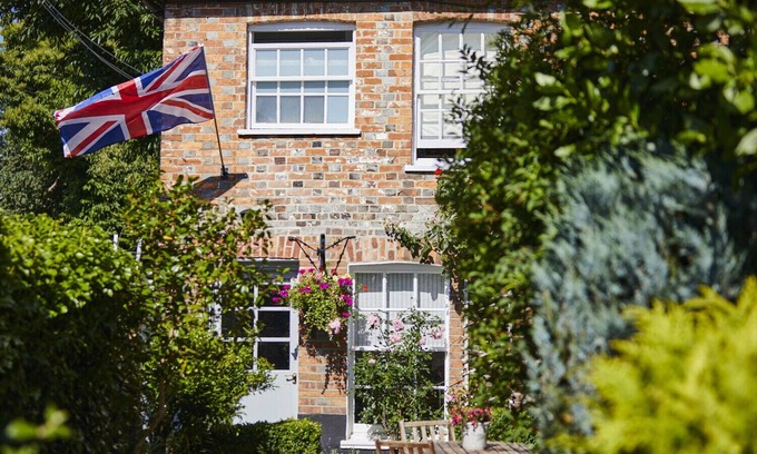 Hungerford Cottage | Cottage on The Croft - a beautiful, stylish & cosy cottage. Centrally located