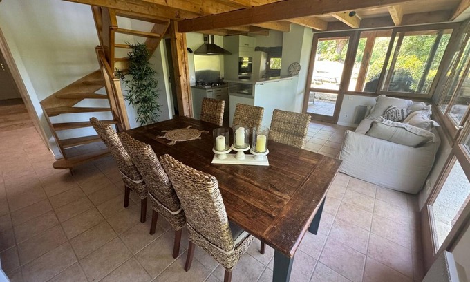 Prayssac Cottage | Cottage on the River Lot with spectacular riverside views.