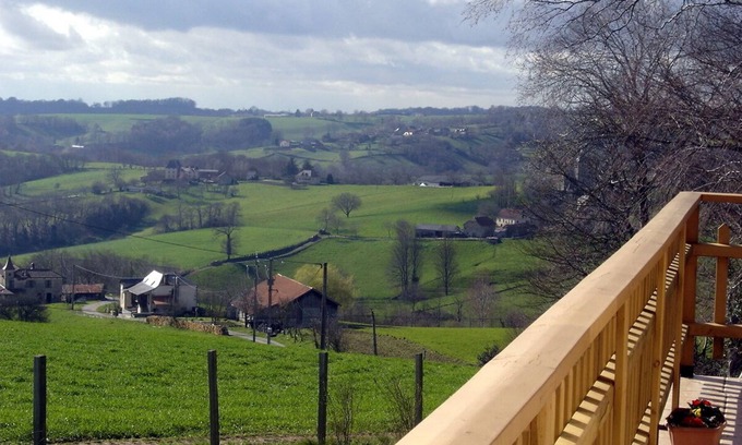 Sainte-Colombe Ski Chalet | Cottage tt comfort 3 bedrooms, a large terrace and open view in Lot 46