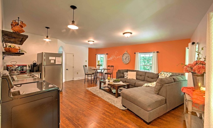 Elizabethville Cottage | Cottage w/Hot Tub & Fire Pit By Mahantango Creek
