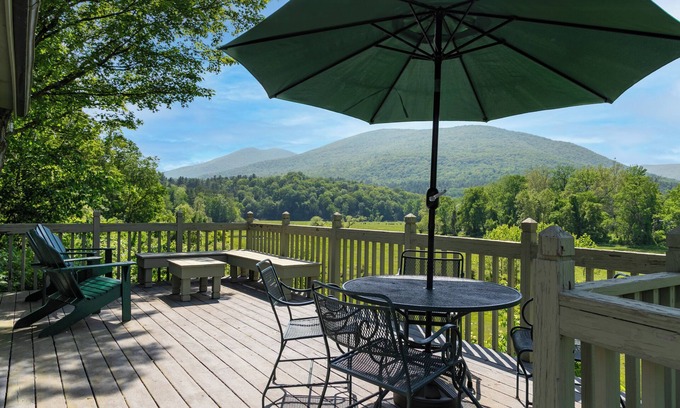 Arlington Cottage | Cottage with a View Nestled in the Battenkill Valley