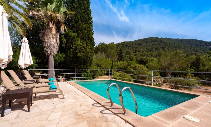 Campanet Villa | Cottage with private pool, free WIFI, mountain views and huge garden.