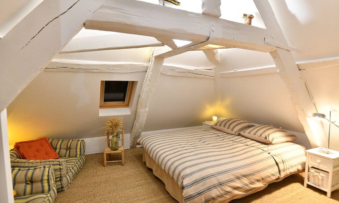 Coulommiers Bed & Breakfast | Coul'home, Chambre Proche Gare Direct Pour Paris et Disney
