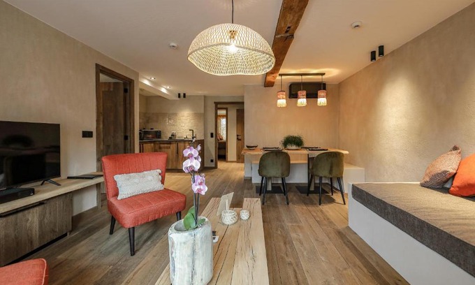 Rochefort Apartment | Couleur basilic