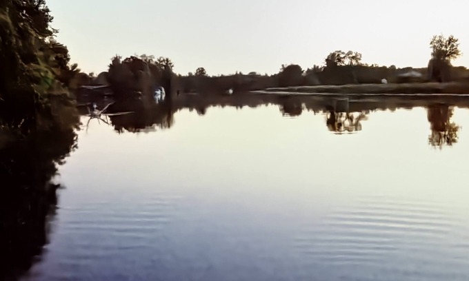 Ottawa Division Cottage | Country Cottage Retreat located on the Rideau River-swim, relax and explore.