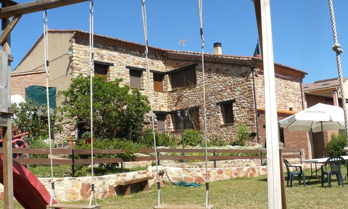 Espeja de San Marcelino House | Country House 'La Chimenea De Soria I Y II' with Mountain Views, Private Pool and Wi-Fi
