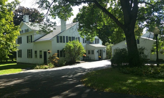 Ballston Spa House | Country Estate