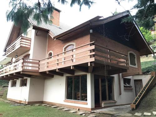 Vila Inglesa House | Country Home by Capivari Lodge Home