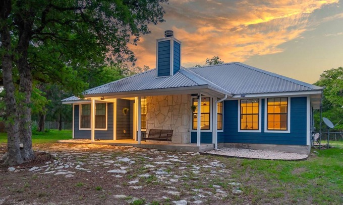 Lee County House | Country Home on 5 Acres-15 Min to Snow's BBQ