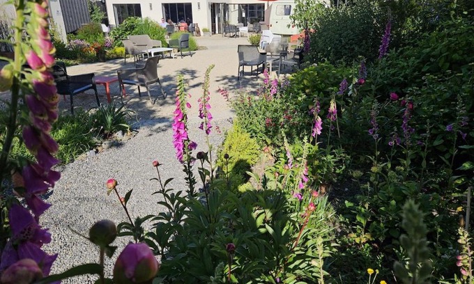 Kildare Apartment | Country home with a Pub, Restaurant & Brewery onsite !