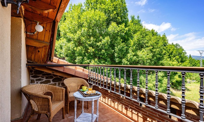 Ontaneda House | Country House 'Casa El Campano' with Mountain View, Private Terrace and Wi-Fi