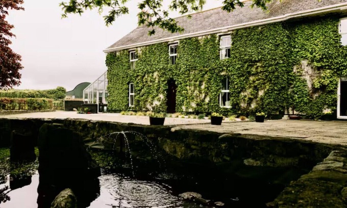 Stradbally Apartment | Country House, Cottage and Event Barns