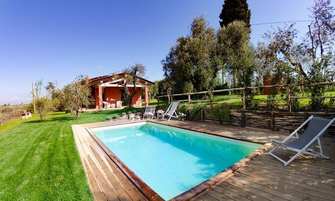 Lari Other | Country House/Farm House in Aiale with 1 bedrooms sleeps 4