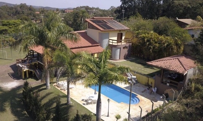 Centro Cottage | Country house in Atibaia with swimming pool in gated community