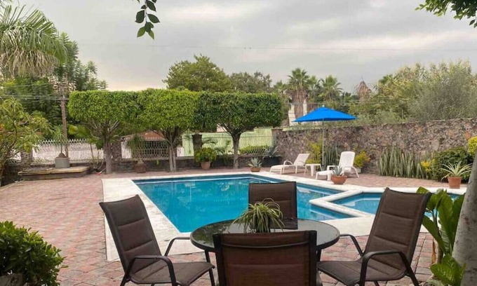 Cuautla House | Country house in Cuautla, heated pool, nice garden