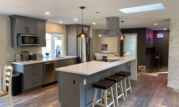 Hobart House | Country House in Maple Valley