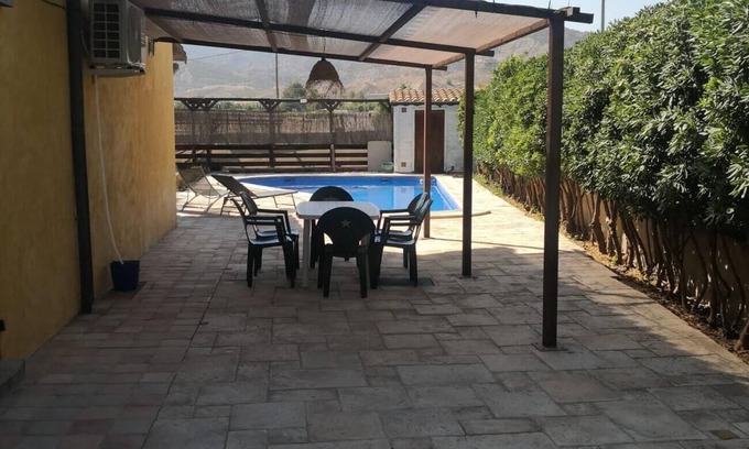 Totana Villa | Country House 'Lebor Alto' with Mountain View, Private Pool and Wi-Fi