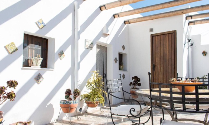Nijar House | Country House 'María Eusebia' with Mountain View, Private Terrace and Wi-Fi