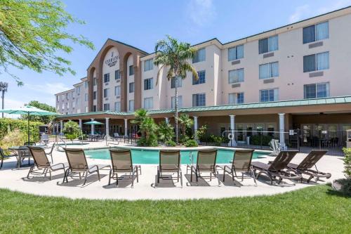 Superstition Springs Hotel | Country Inn & Suites by Radisson, Mesa, AZ