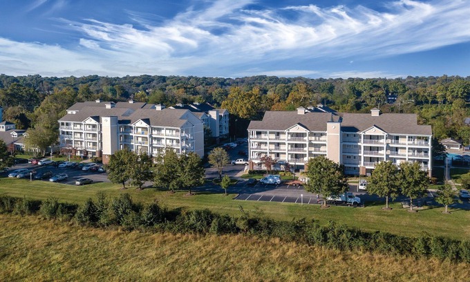 Pennington Bend Resort | Country Music's finest Modern Resort by Grand Ole Opry & Convention Center