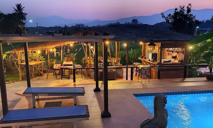 Huai Sai Hotel | Country Retreat