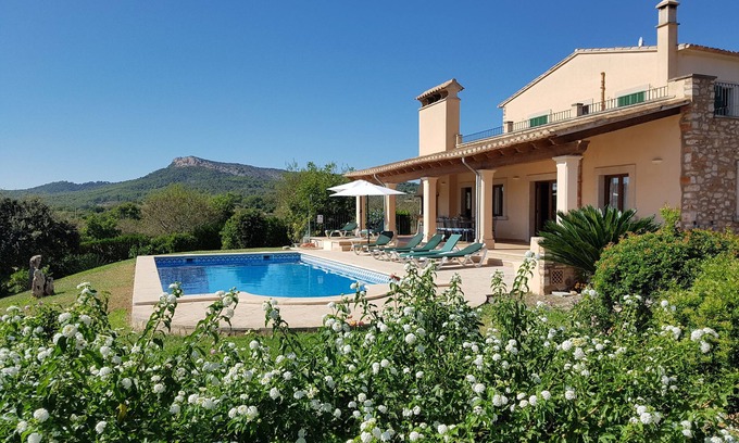 Manacor Cottage | Country villa with pool, private garden and barbecue near the beach OFFER June