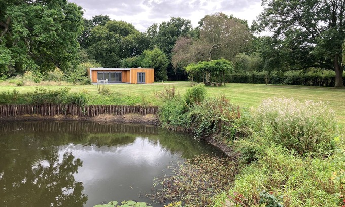 Elham Apartment | Countryside Annex- Sleeps 2, Free Parking & Garden