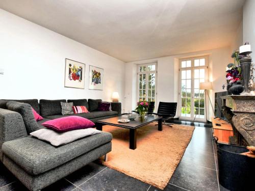Honnay House | Countryside Escape for 9