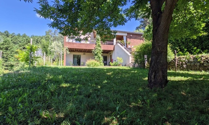 Lasalle Apartment | Countryside, garden on large plot, with dominant terrace and views
