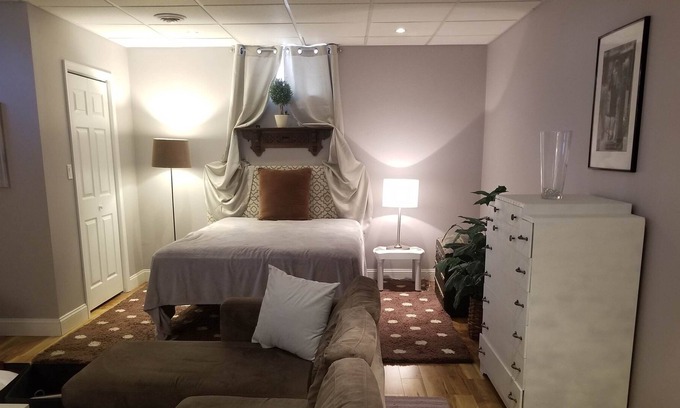 Dickerson Apartment | Countryside Getaway in the Agricultural Reserve