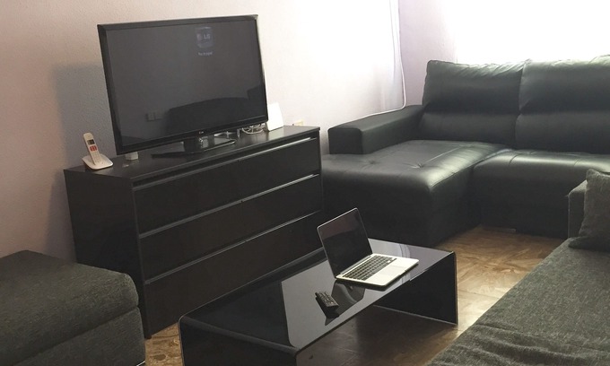 Pla del Bon Repos Apartment | Couple or Family friendly