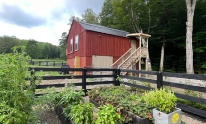 Crellin House | Couples Retreat: The HayLoft- Rustic Escape For 2