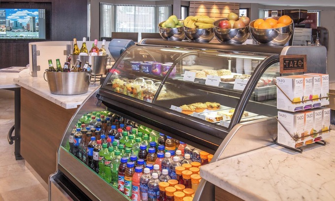 Linthicum Heights Hotel | Courtyard by Marriott Baltimore BWI Airport