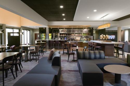Victory Hills Hotel | Courtyard by Marriott Albuquerque Airport