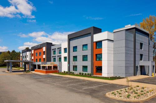 Newtonville Hotel | Courtyard by Marriott Albany Thruway