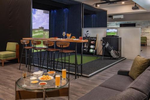 Andover Hotel | Courtyard by Marriott Boston Andover