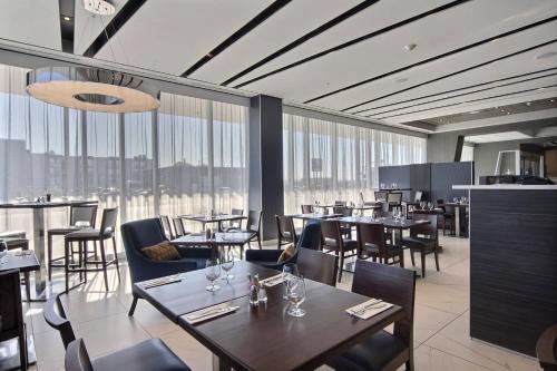 Les Rivieres Hotel | Courtyard by Marriott Quebec City