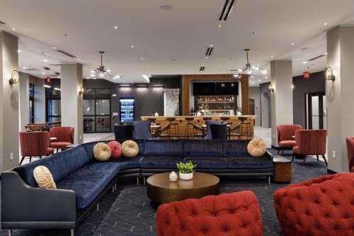 Richmond Hotel | Courtyard by Marriott Richmond Scott's Addition