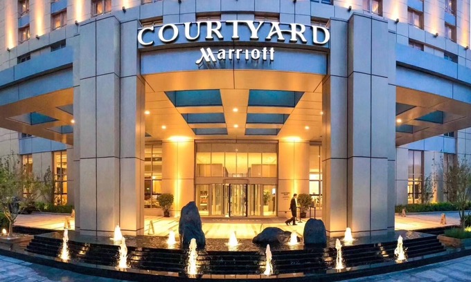 Hongqiao Hotel | Courtyard by Marriott Tianjin Hongqiao