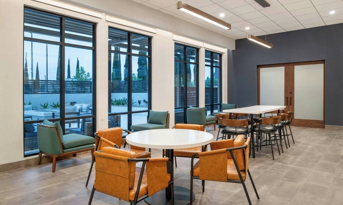 Loma Linda Hotel | Courtyard By Marriott San Bernardino Loma Linda