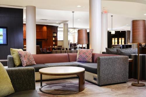 Pearland Hotel | Courtyard Marriott Houston Pearland