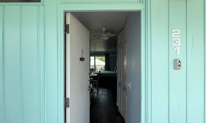 Cedar Key Condo | Cozy 1-bedroom 231 condo in charming Cedar Key with WiFi, AC