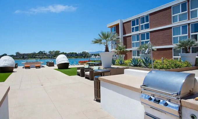 Playa Del Rey Condo | Cozy 1-bedroom condo with WiFi, AC in fabulous Marina del Rey