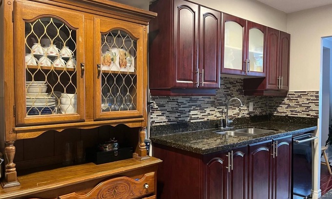 West Hill Condo | Cozy 1-bedroom in SHARED condo