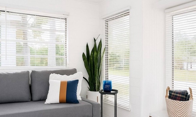 Venice House | Cozy 1-bedroom mobile home in charming Venice with AC, WiFi