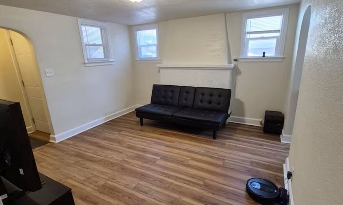 Bismarck Apartment | Cozy 1BR Getaway – Near Downtown & Medical