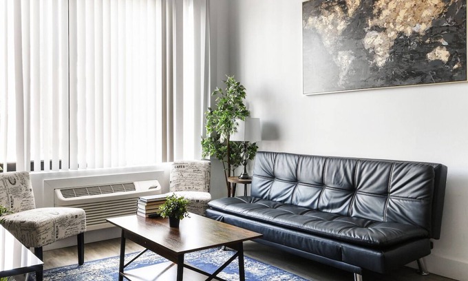 Elizabeth Apartment | Cozy 1BR Next to Airport 3846