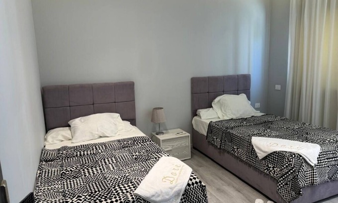 New Cairo House | Cozy 2-bedroom apartment in delightful Cairo Governorate with WiFi, AC